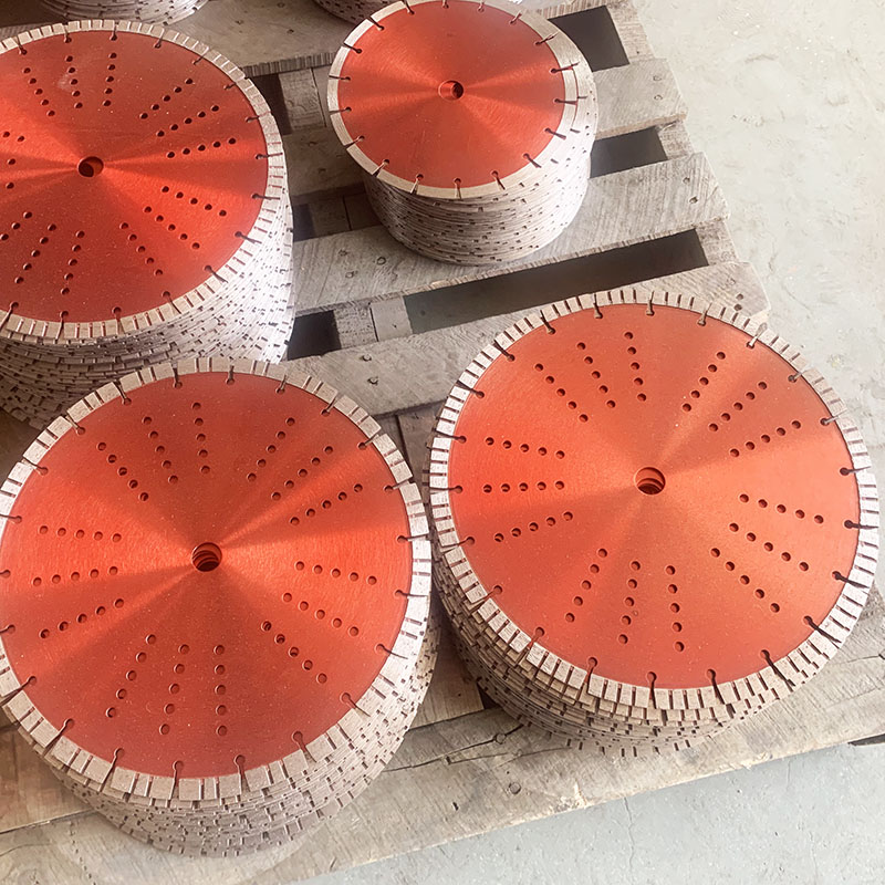350x10mm 14inch seg-turbo blade with many holes in the blank,high quality.